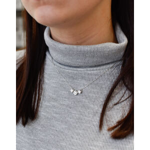 Stříbrný náhrdelník s krystaly bílý kulatý 73018