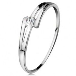 Briliantový prsten v bílém 14K zlatě - rozdělená lesklá ramena, čirý diamant BT180.40/48