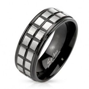 Černý ocelový prsten, dvě linie z matných stříbrných čtverců K1.11