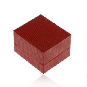 Dárková krabička na náušnice, koženkový povrch tmavě červené barvy, rýhy Y49.14