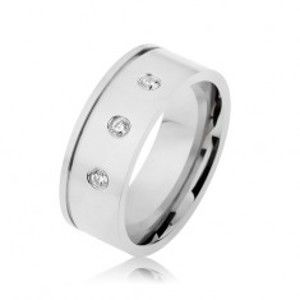 Lesklý ocelový prsten stříbrné barvy, čiré zirkony, vodorovný zářez SP64.04