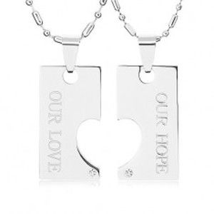 Ocelové náhrdelníky pro dva, známka s výřezem ve tvaru polovičního srdce, nápis U21.9