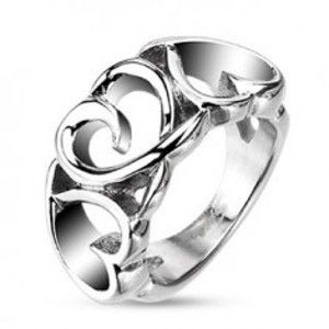 Ocelový prsten - tři vyříznutá srdíčka K14.6