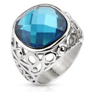Ocelový prsten, ramena zdobená filigránem, modrý broušený kámen S83.09