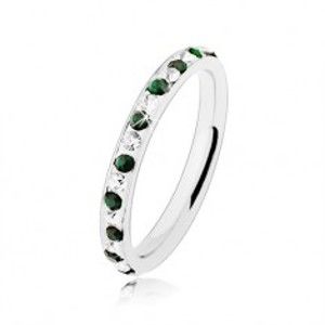 Ocelový prsten stříbrné barvy, čiré a tmavě zelené zirkonky HH16.17