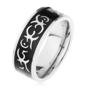 Ocelový prsten stříbrné barvy, lesklý černý pás zdobený motivem tribal C5.9