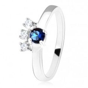 Prsten - stříbro 925, tmavě modrý kulatý zirkon, tři čiré kamínky SP29.09