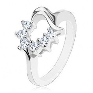 Prsten s konturou srdíčka ve stříbrné barvě, transparentní kulaté zirkonky AC10.28