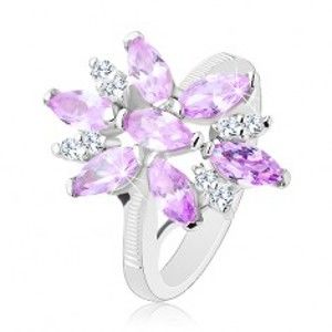 Prsten ve stříbrné barvě, velký květ ze světle fialových a čirých zirkonů R35.13