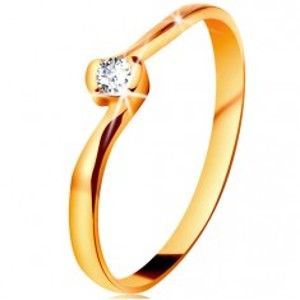 Prsten ve žlutém 14K zlatě - čirý diamant mezi zahnutými konci ramen BT180.18/25
