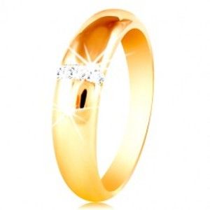 Prsten ve žlutém 14K zlatě se zaobleným povrchem a svislou linií zirkonů GG216.16/24
