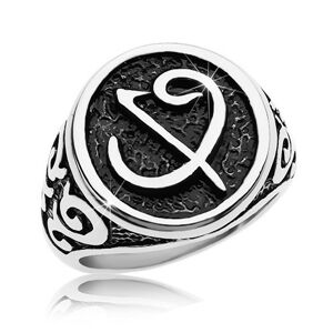 Prsten z chirurgické oceli - černá pečeť se symbolem, ornamenty na ramenech - Velikost: 62
