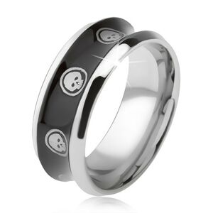 Prsten z chirurgické oceli, lesklý černý, vyhloubený střed, lebka v kruhu - Velikost: 70