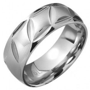 Prsten z oceli - zrnkové prohlubně a kosočtverce C26.13
