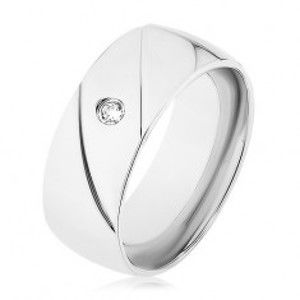 Prsten z oceli 316L, stříbrná barva, dva diagonální zářezy, čirý zirkonek HH11.10