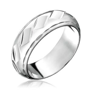 Prsten ze stříbra 925 - lesklé kosočtvercové prohlubinky - Velikost: 55