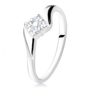 Stříbrný zásnubní prsten 925, čtverec ze zirkonů mezi rameny S68.02