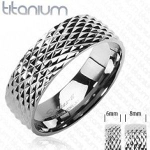 Titanový snubní prsten vzor hadí kůže D14.8