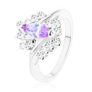Třpytivý prsten se světle fialovým zrnkem, zvlněná řada čirých zirkonů V04.06