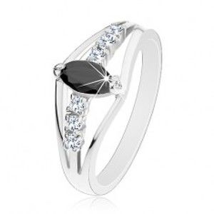 Třpytivý prsten ve stříbrném odstínu, čiré zirkonové linie, barevné zrnko R28.1