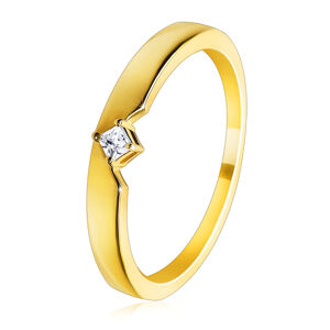 Zlatý prsten ze 14K zlata - s výřezem a vystupujícím čtvercovým zirkonem osazeným ve čtyřcípém kotlíku - Velikost: 56